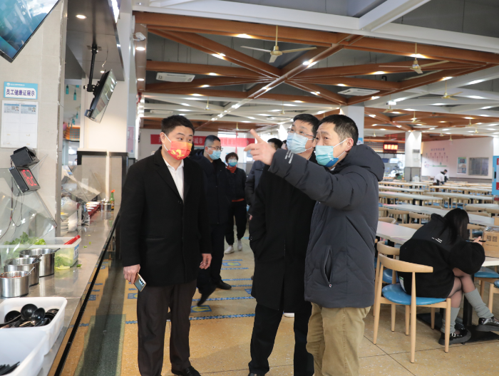 best365中国官方网站领导检查指导开学前准备工作