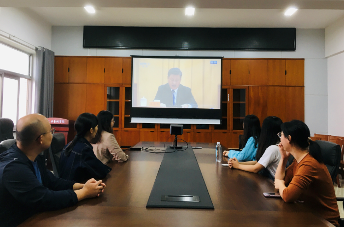 人文 吴艳芳.png