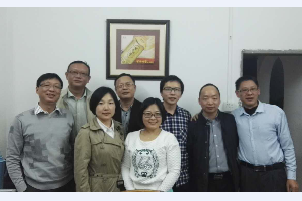 1511323472812005140.png 与广州、珠海部分校友合影.png
